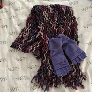 V. Fraas Purple Scarf and glove set